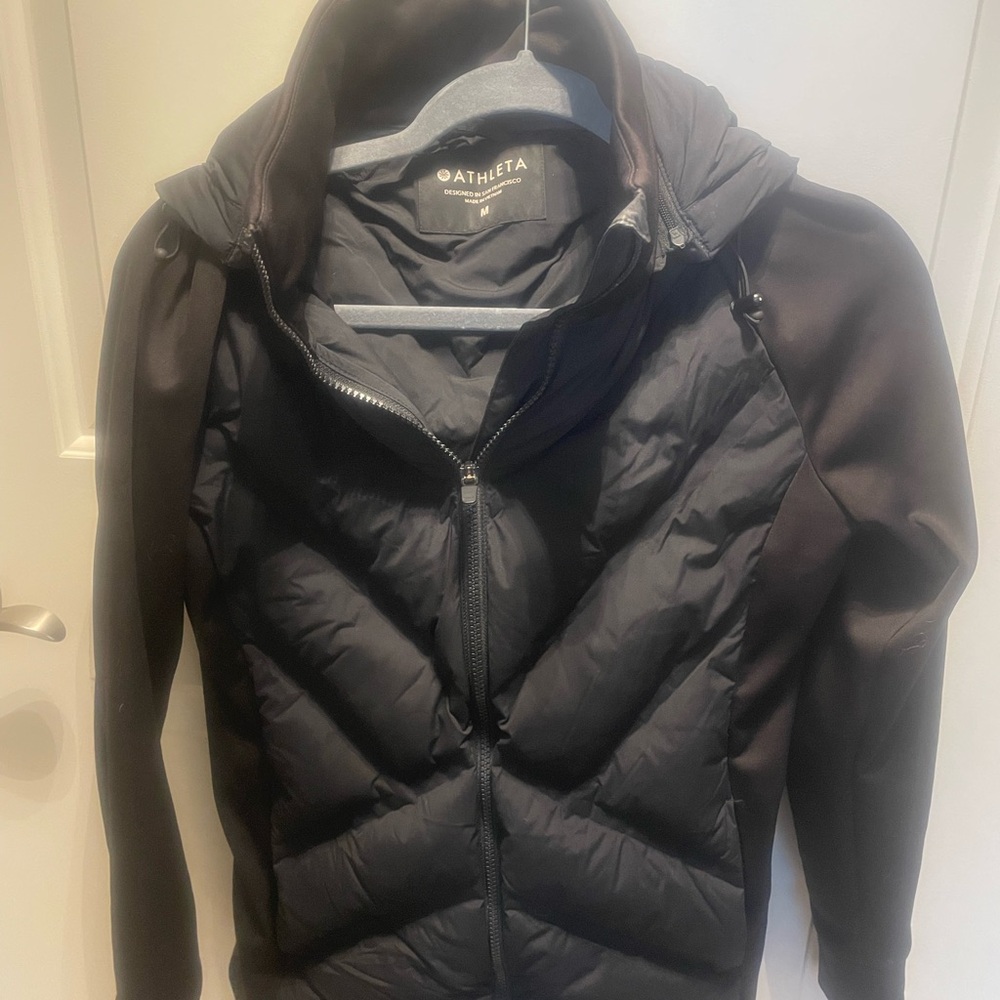 Athleta Black Quilted Hooded Puffer Jacket